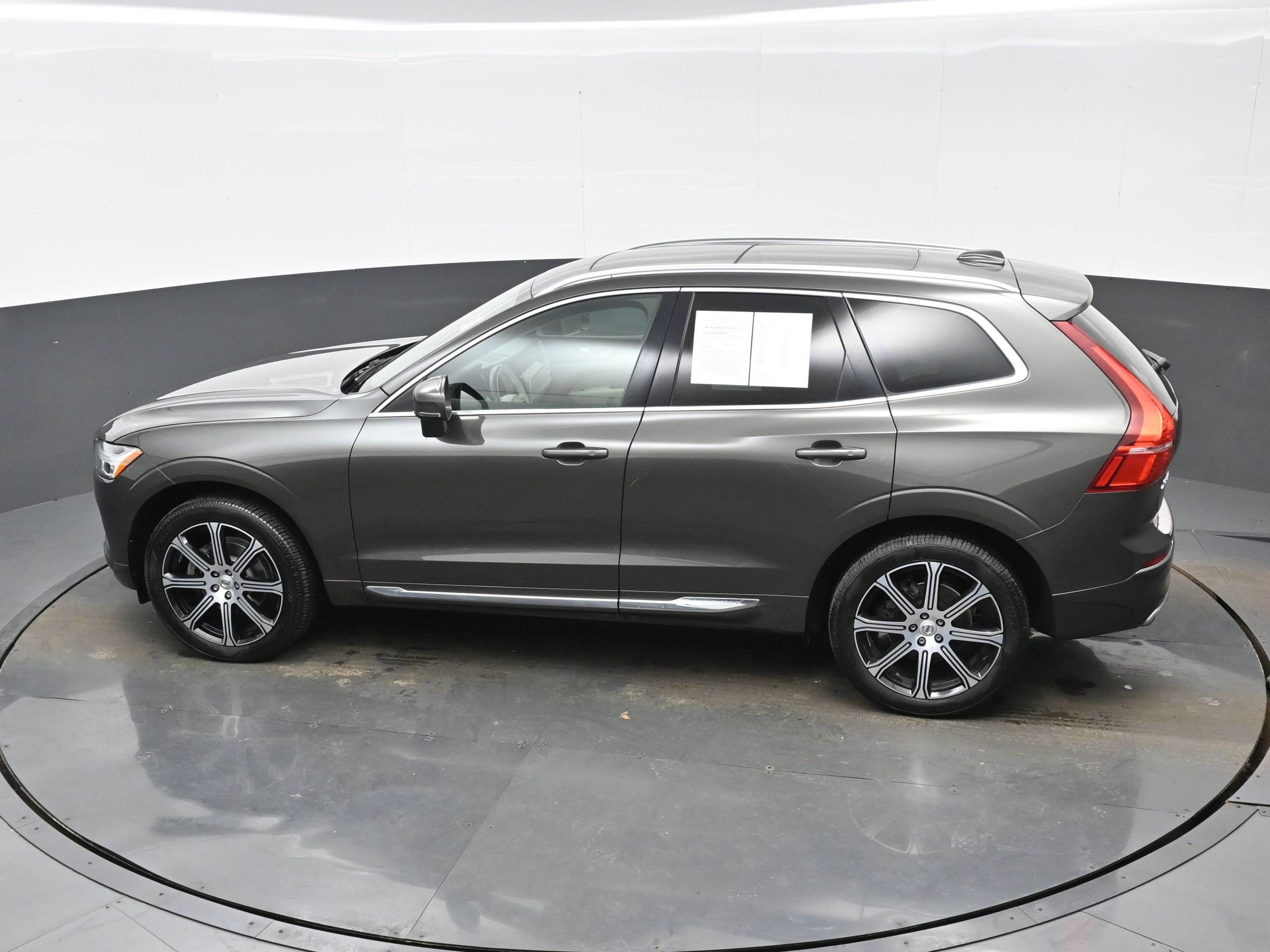 Used 2020 Volvo XC60 T5 Inscription w/ Protection Package Premier image 38