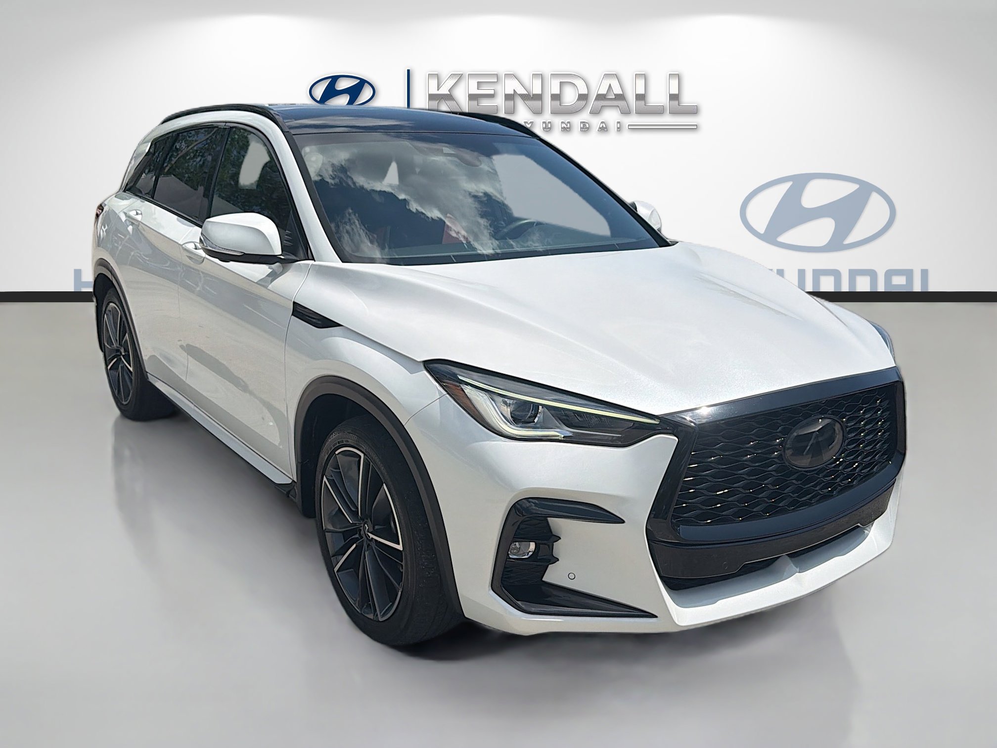Used 2023 INFINITI QX50 Sport FWD image 1
