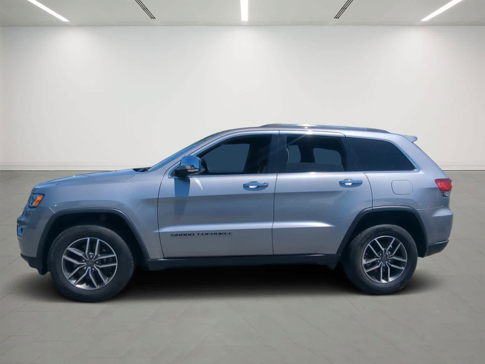 Used 2021 Jeep Grand Cherokee Limited w/ Luxury Group II AWD/4WD image 3
