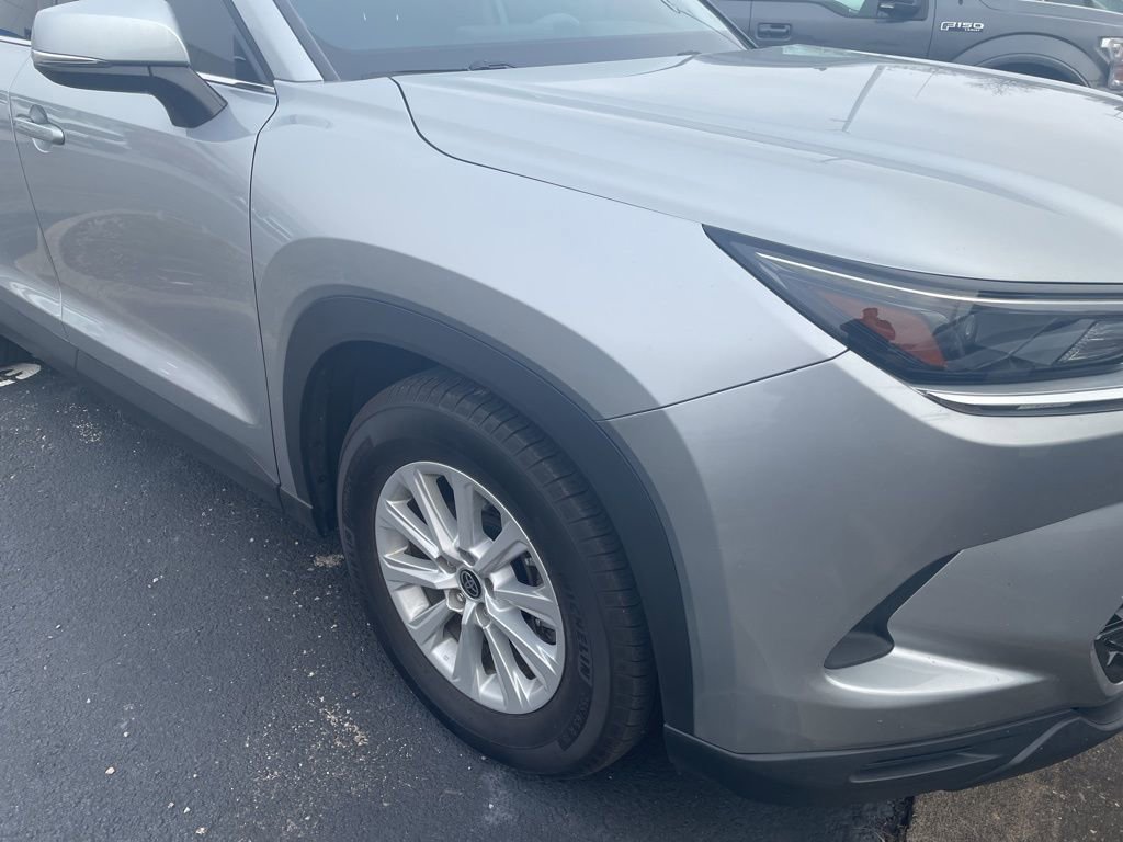 Used 2024 Toyota Grand Highlander XLE image 10