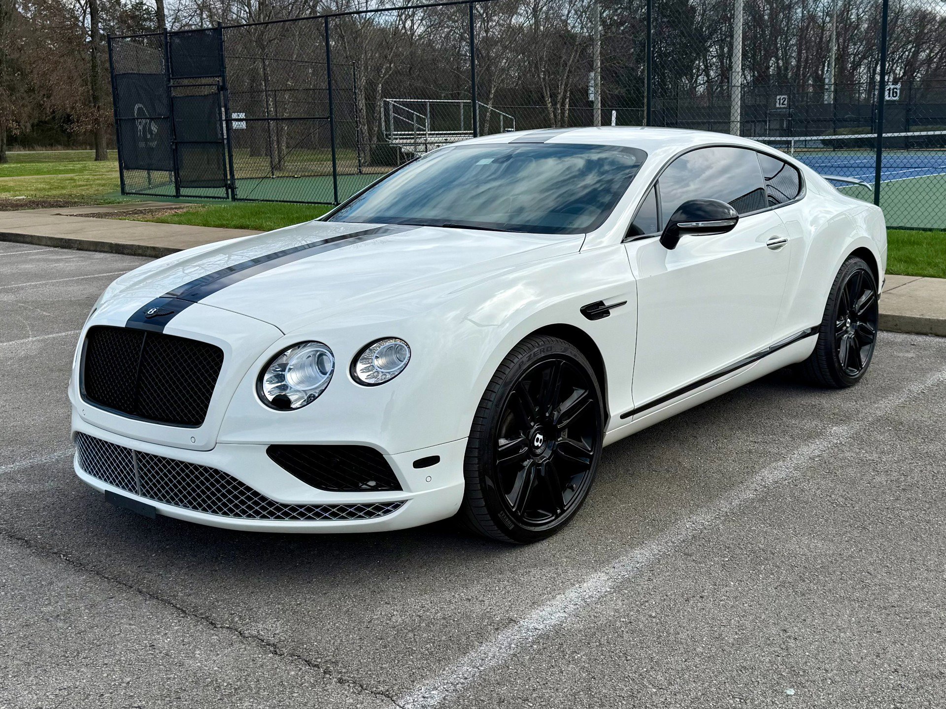Used 2017 Bentley Continental GT AWD/4WD image 2