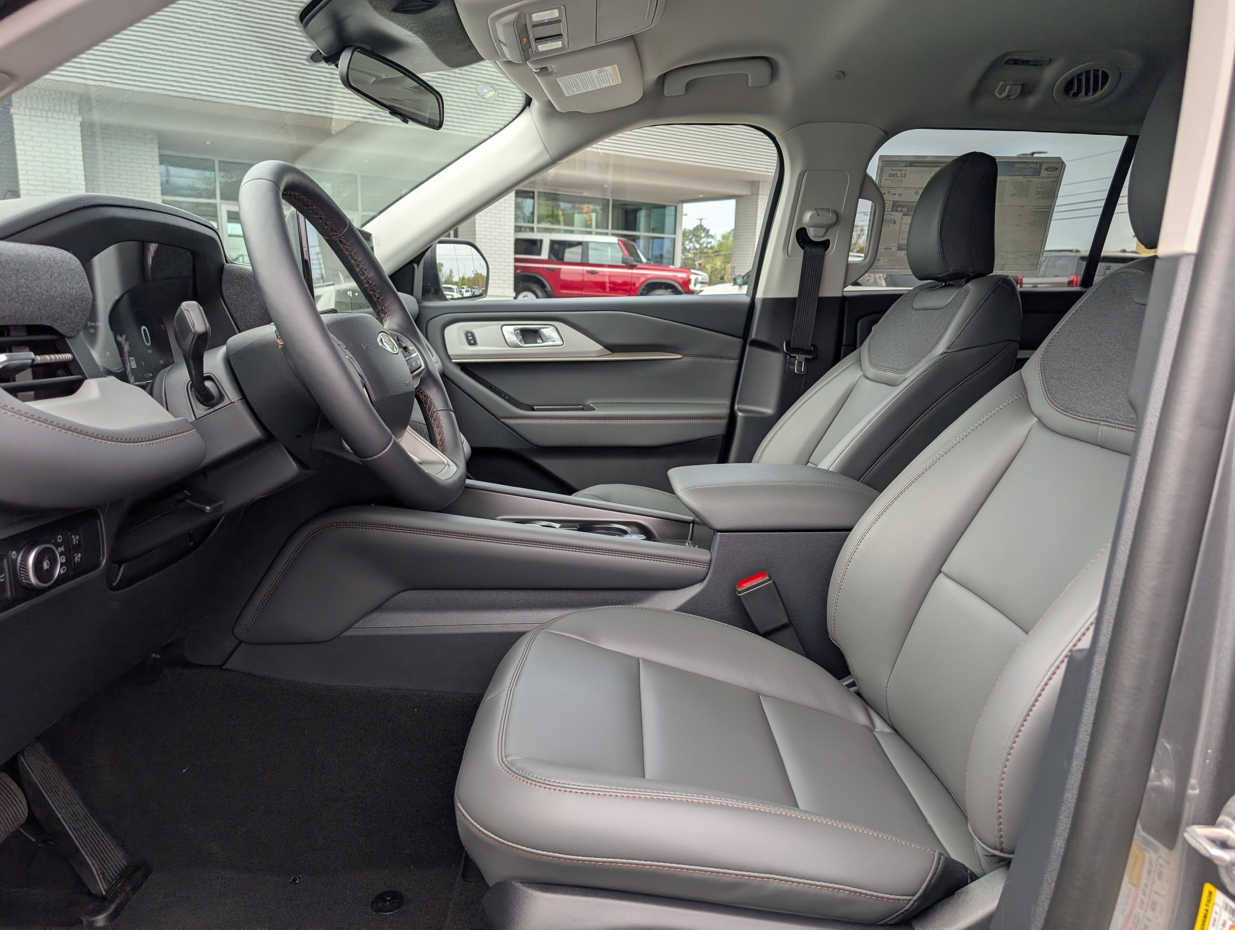 New 2026 Ford Explorer Active w/ Active Comfort Package AWD/4WD image 19