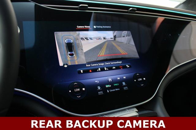 Used 2023 Mercedes-Benz EQS 580 4MATIC Sedan image 4
