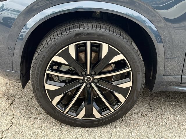 Certified 2026 Volvo XC90 B6 Ultra w/ Protection Package AWD/4WD image 11