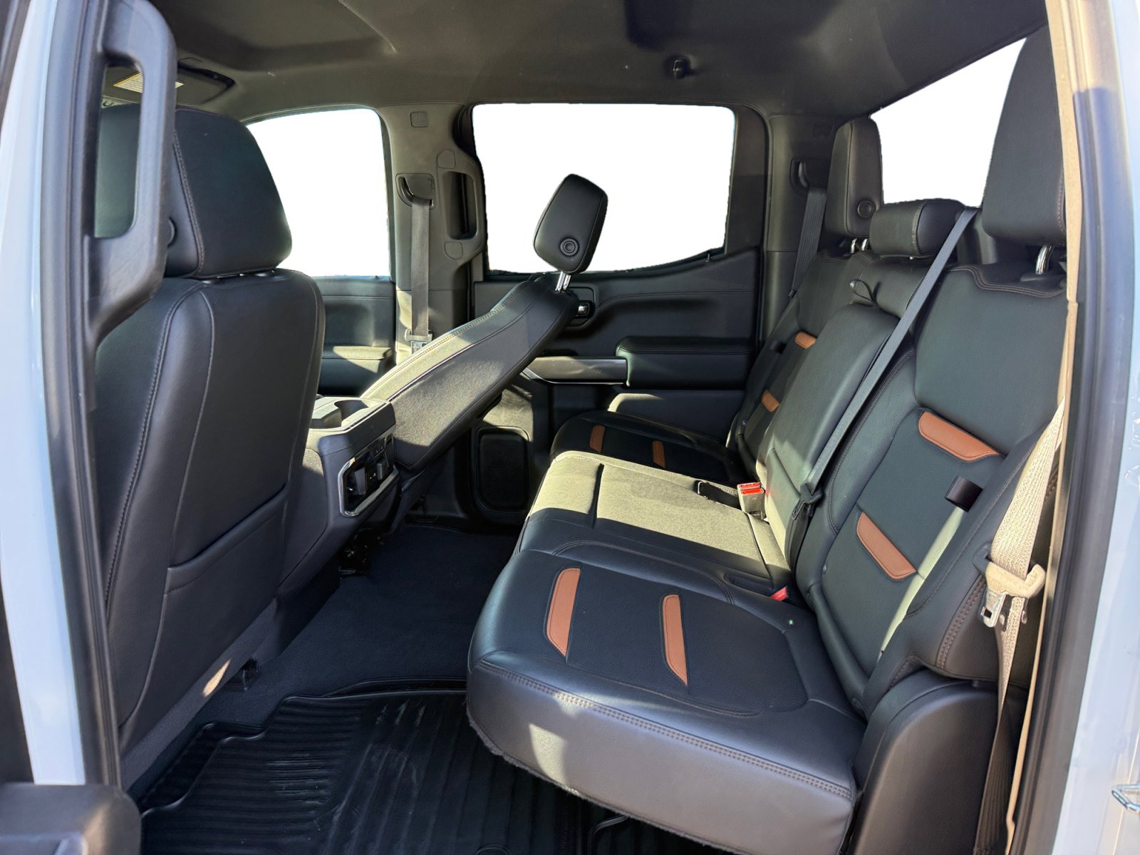 Used 2021 GMC Sierra 1500 AT4 image 16