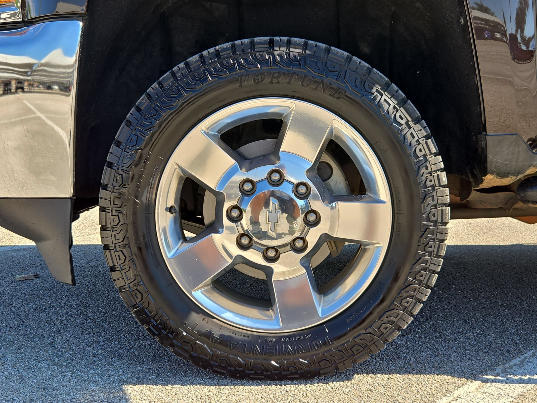 Used 2018 Chevrolet Silverado 2500 LTZ w/ Vortec Plus Package AWD/4WD image 30