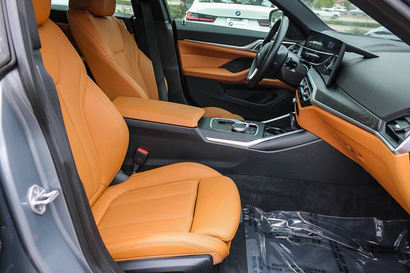 Certified 2024 BMW i4 eDrive40 w/ Premium Package RWD image 16