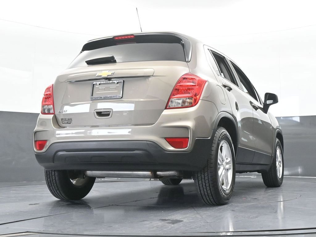 Used 2021 Chevrolet Trax LS w/ Tint and Cruise Package FWD image 57