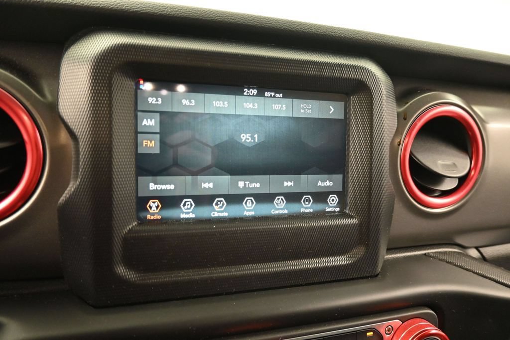 Used 2023 Jeep Wrangler Sport AWD/4WD image 35