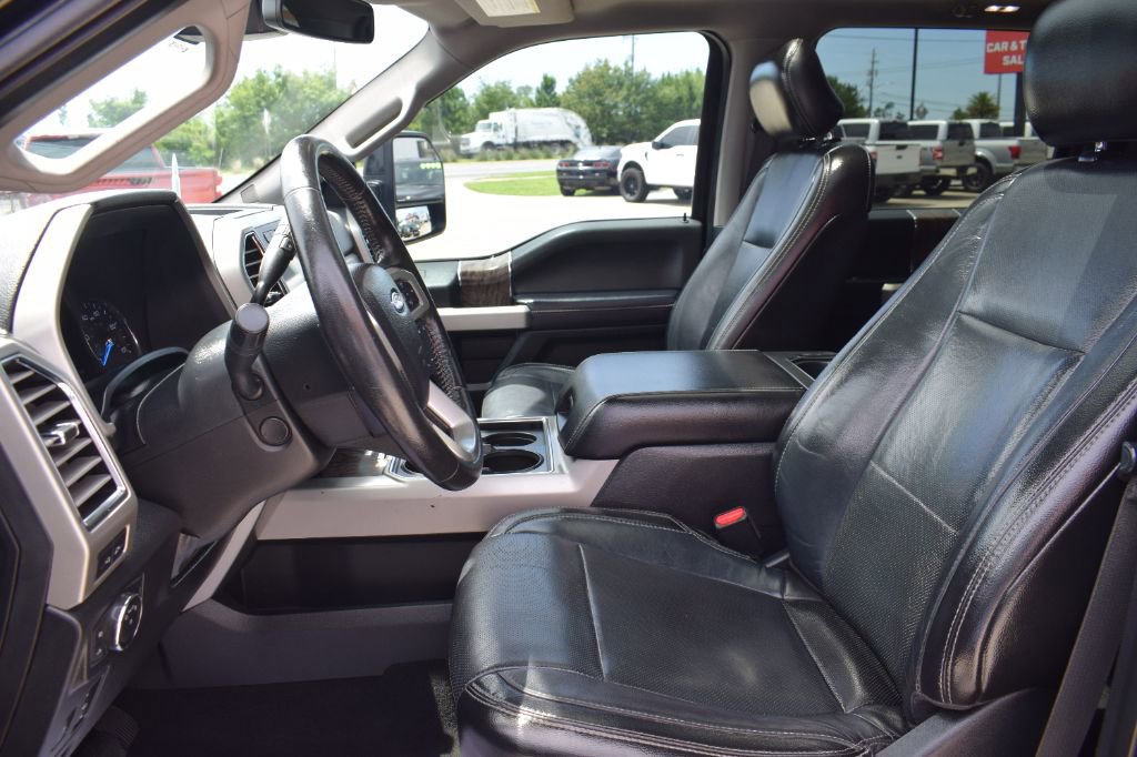 Used 2017 Ford F250 Lariat w/ Lariat Ultimate Package AWD/4WD image 8