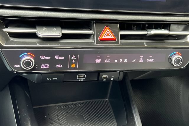 Used 2024 Kia Niro Wind FWD image 26