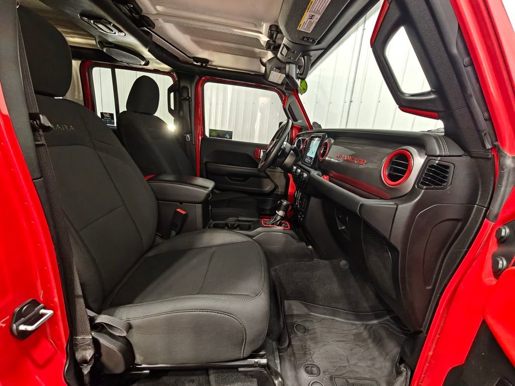 Used 2021 Jeep Wrangler Unlimited Sahara w/ Uconnect 4C Nav & Sound Group image 23