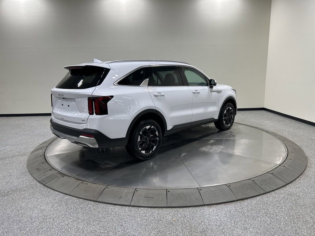 New 2026 Kia Sorento S image 6