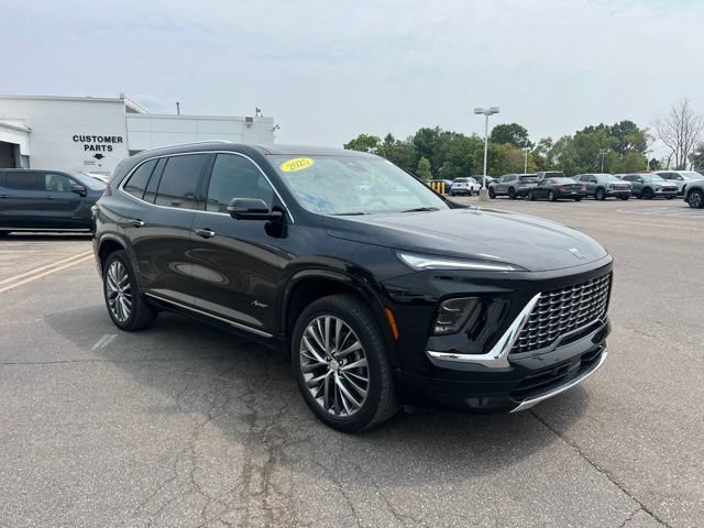 Used 2025 Buick Enclave Avenir w/ LPO, Floor Liner Package AWD/4WD image 3
