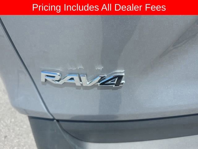 Used 2025 Toyota RAV4 XLE w/ Convenience Package AWD/4WD image 4