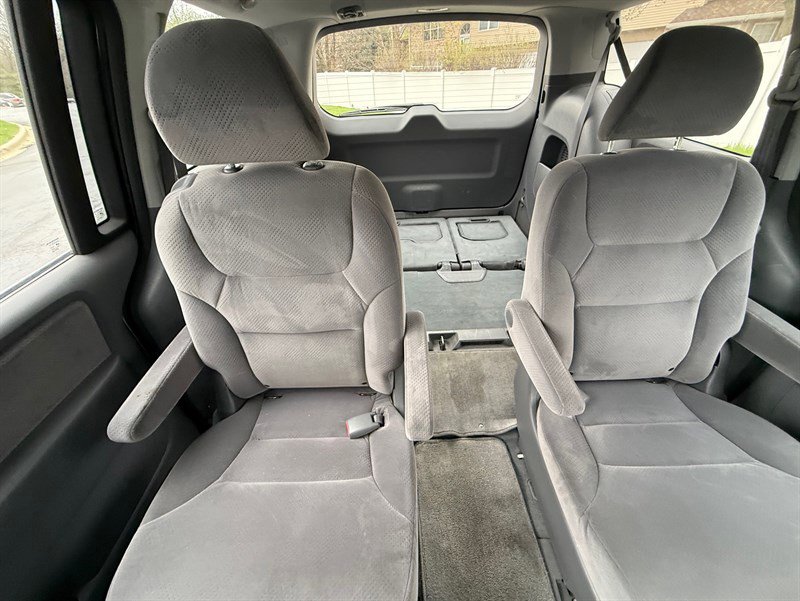Used 2006 Honda Odyssey LX image 24
