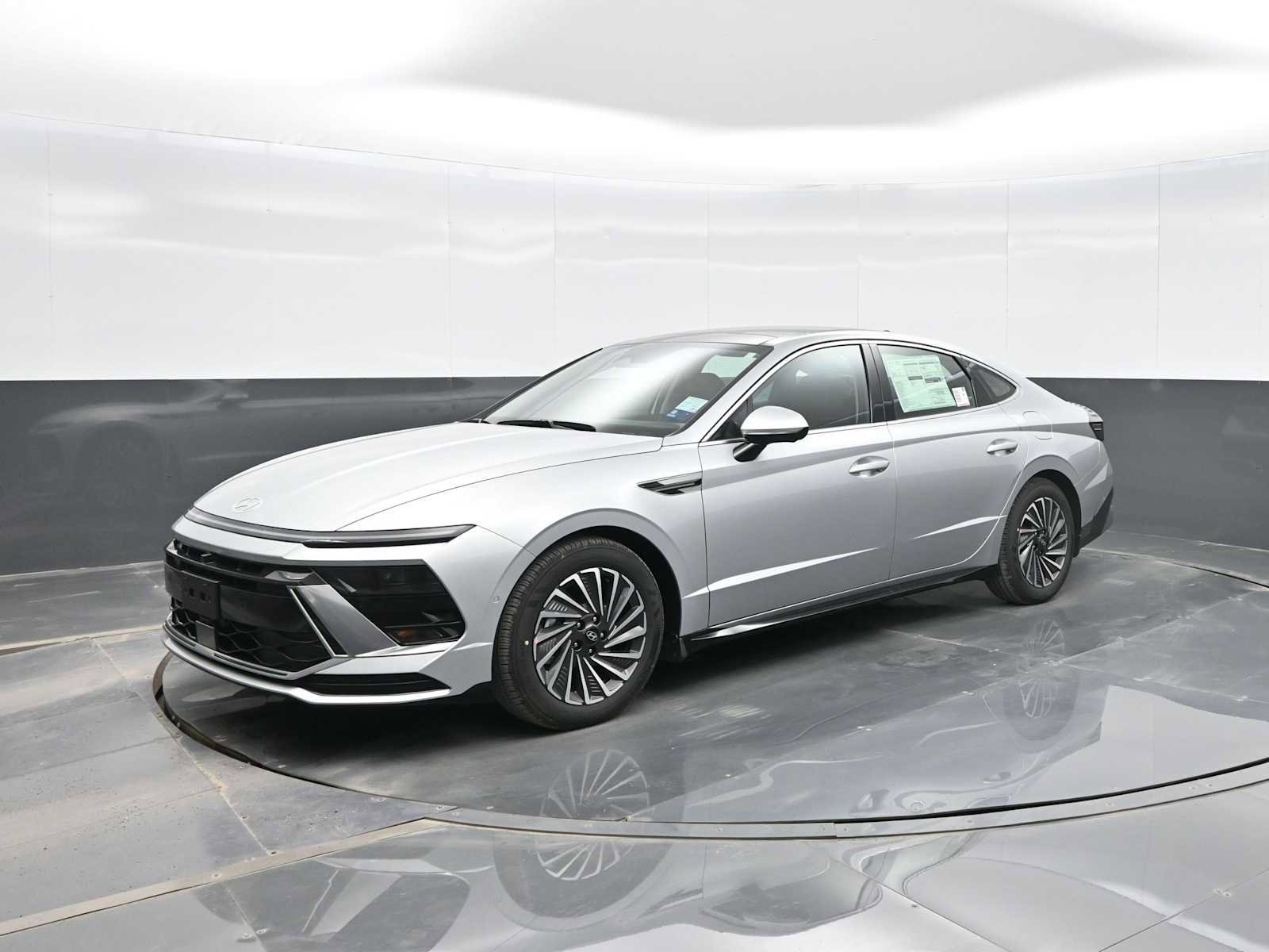 New 2026 Hyundai Sonata Limited image 4