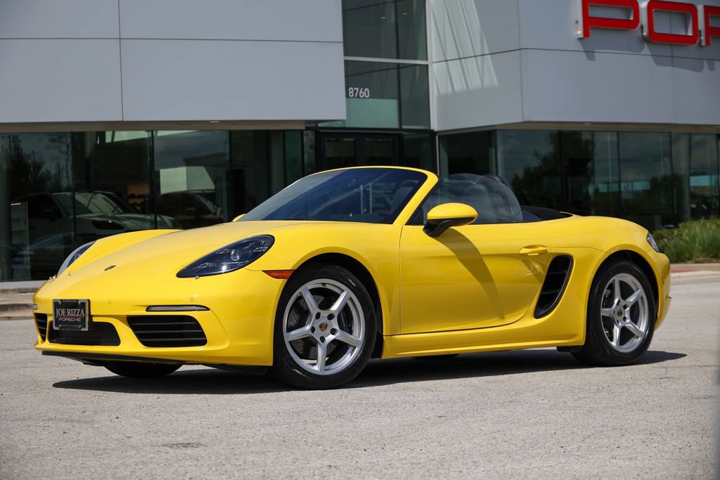 Certified 2024 Porsche 718 Boxster RWD image 34