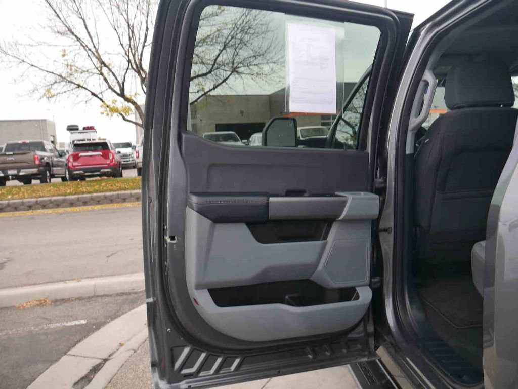 Used 2026 Ford F350 XLT image 18