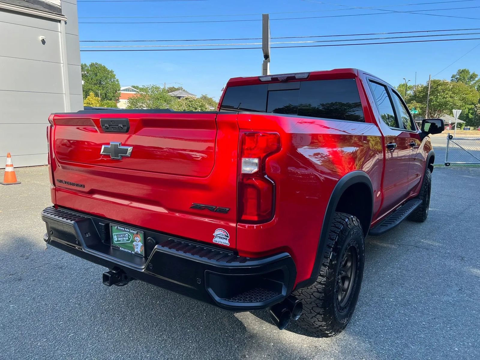 Used 2024 Chevrolet Silverado 1500 ZR2 w/ Technology Package AWD/4WD image 4