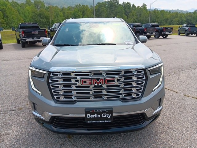 New 2026 GMC Acadia Denali w/ LPO, Floor Liner Package image 2