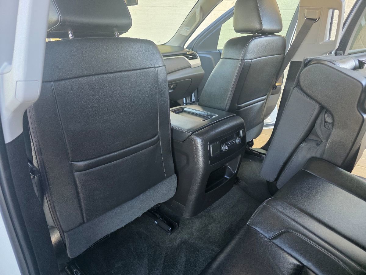 Used 2018 Chevrolet Tahoe LT image 32