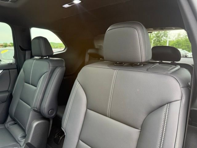New 2026 GMC Acadia Elevation w/ Super Cruise Package AWD/4WD image 38