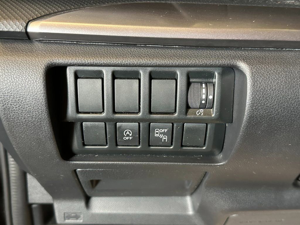 Used 2019 Subaru Forester Premium AWD/4WD image 17