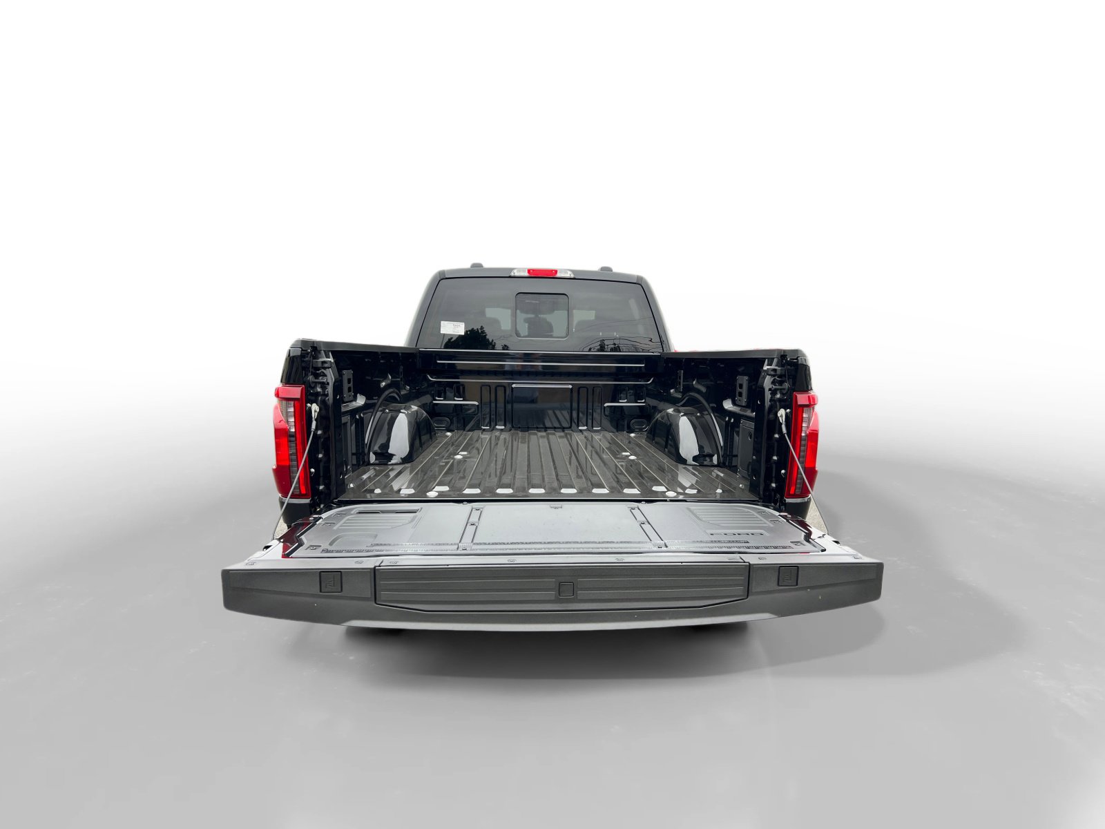 New 2025 Ford F150 XLT w/ Equipment Group 302A MID image 17