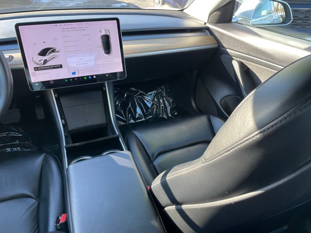 Used 2020 Tesla Model 3 image 9