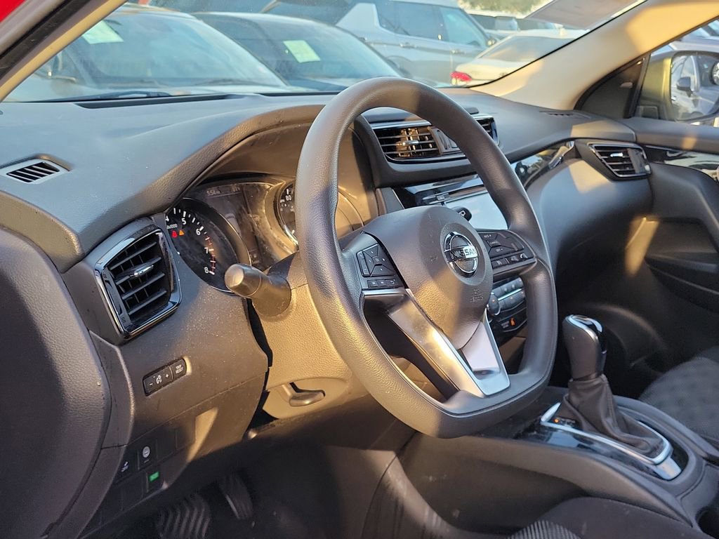 Used 2019 Nissan Rogue Sport SV image 7