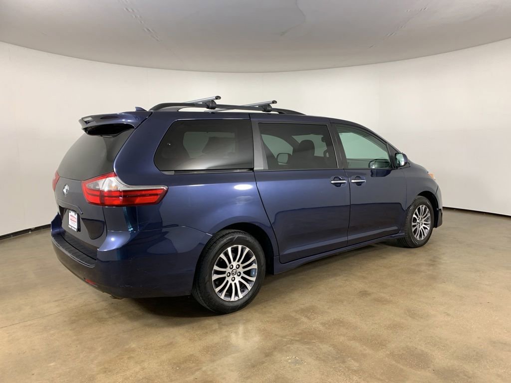 Used 2020 Toyota Sienna XLE FWD image 8