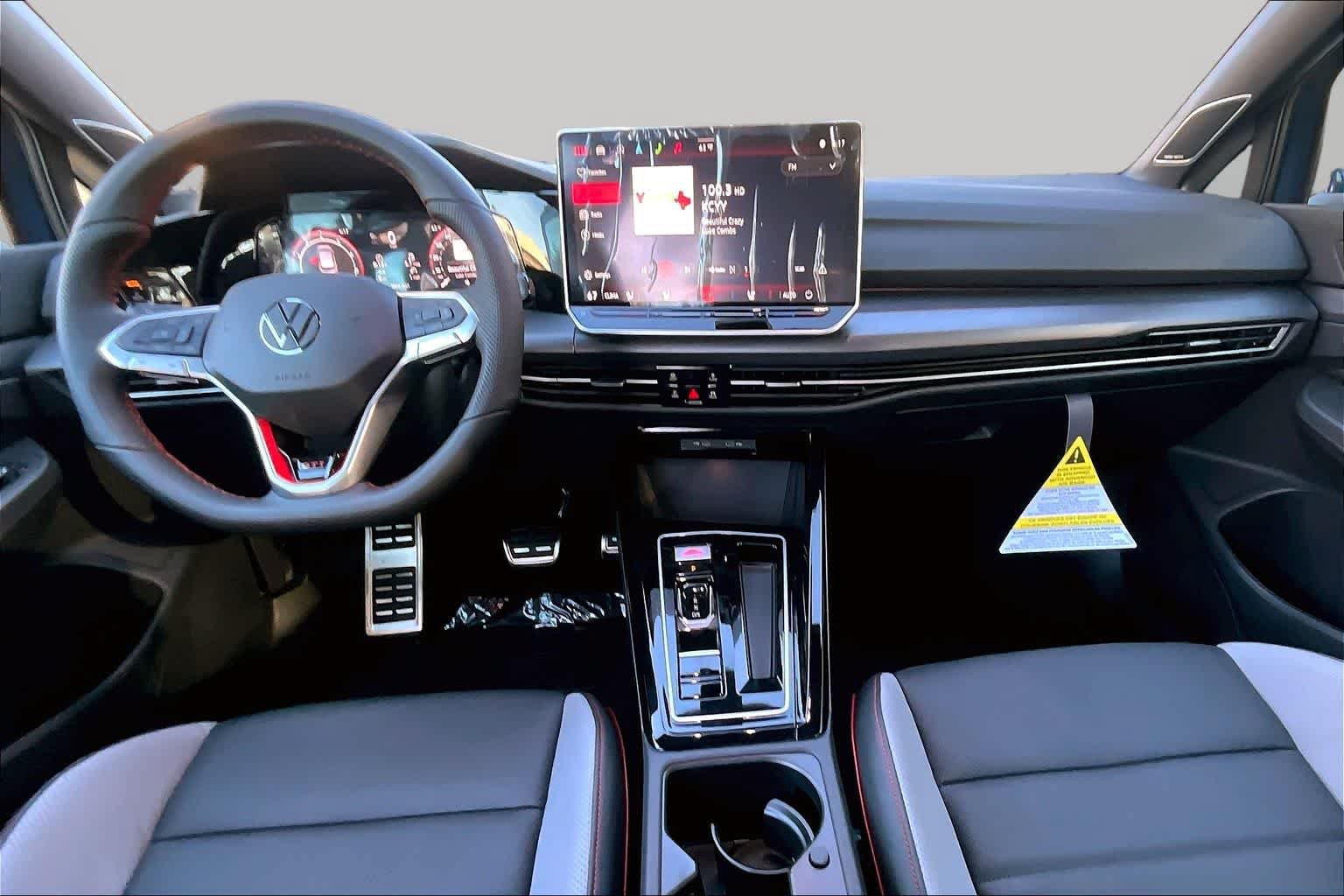 New 2026 Volkswagen GTI SE FWD image 5