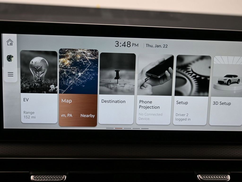 Used 2023 Genesis GV60 Performance image 25