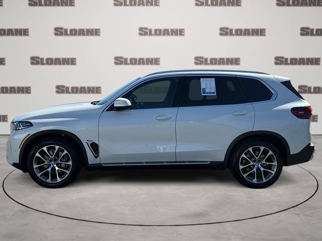 Certified 2024 BMW X5 xDrive40i w/ Premium Package AWD/4WD image 2