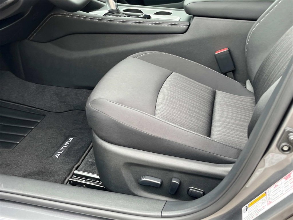 New 2025 Nissan Altima 2.5 SV w/ SV Premium Package image 20
