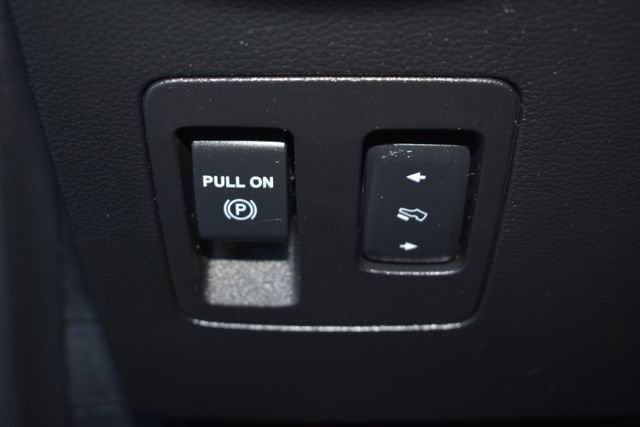 Used 2019 Ford F150 Raptor w/ Equipment Group 802A Luxury image 18