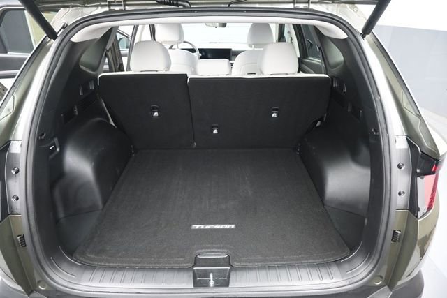 Used 2025 Hyundai Tucson SEL FWD image 12