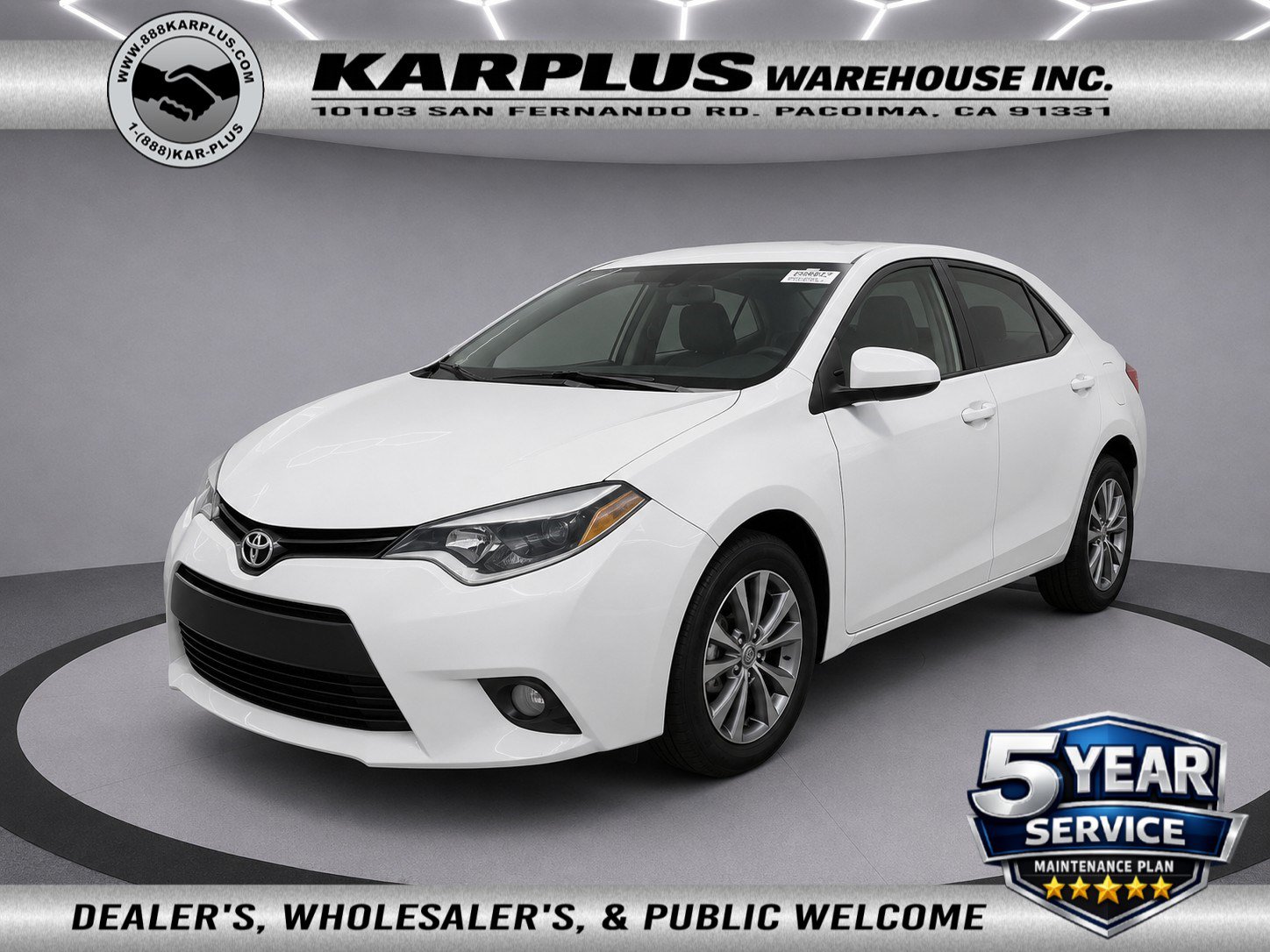 Used 2015 Toyota Corolla LE FWD image 1