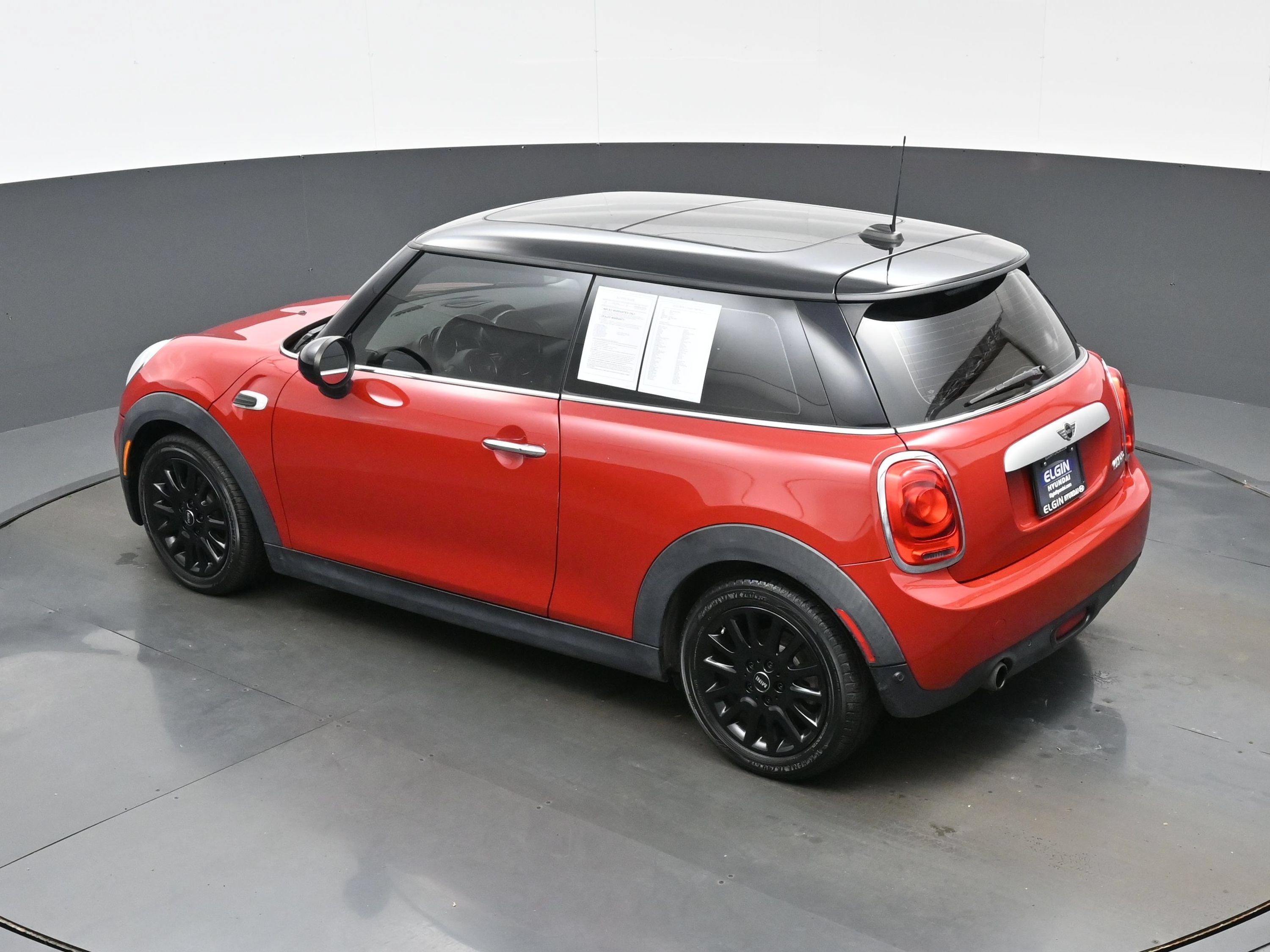Used 2015 MINI Cooper 2-Door Hardtop FWD image 33