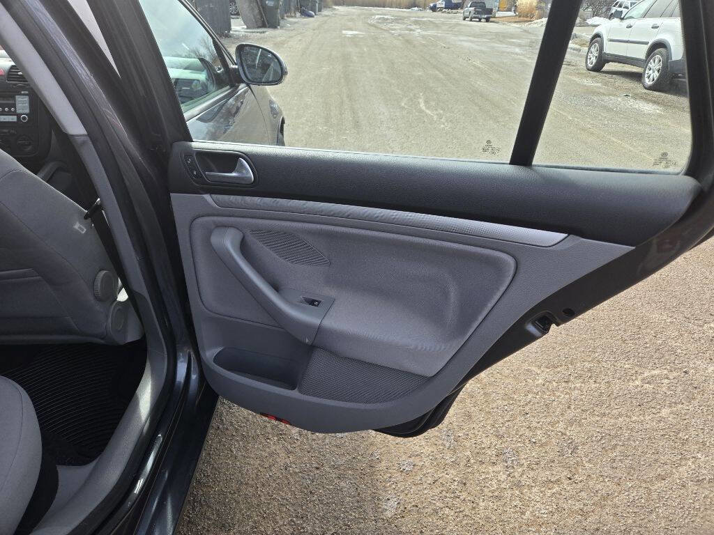 Used 2009 Volkswagen Jetta S image 18