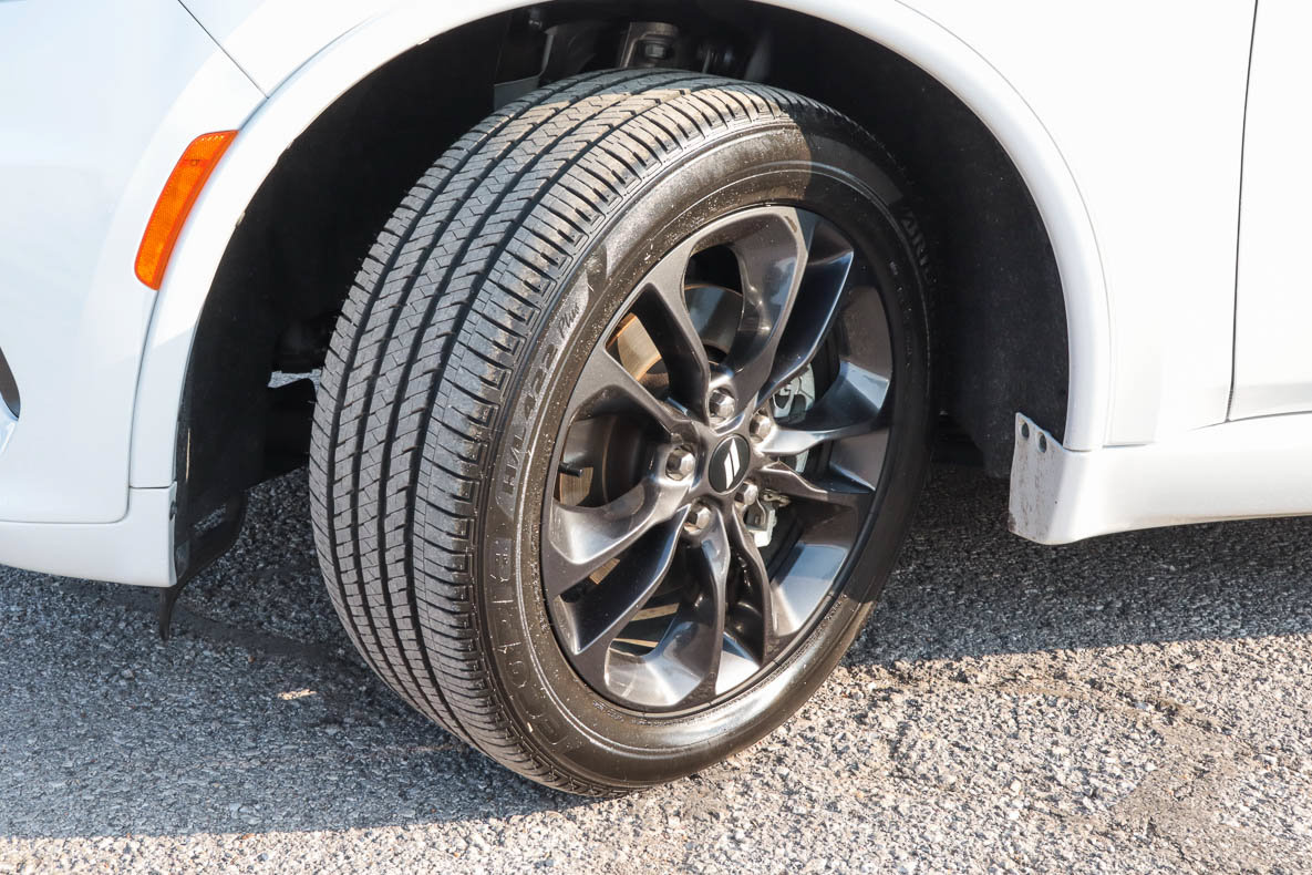 Used 2025 Dodge Durango GT w/ Blacktop Package RWD image 16