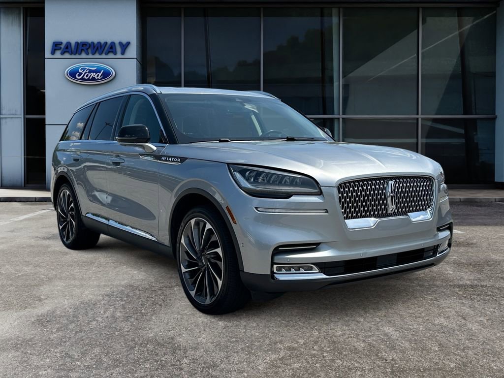 Used 2021 Lincoln Aviator Reserve w/ Equipment Group 201A AWD/4WD image 2