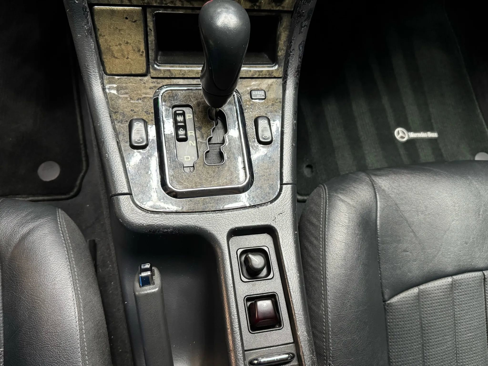 Used 2002 Mercedes-Benz SLK 32 AMG SLK 32 Roadster 2D image 31