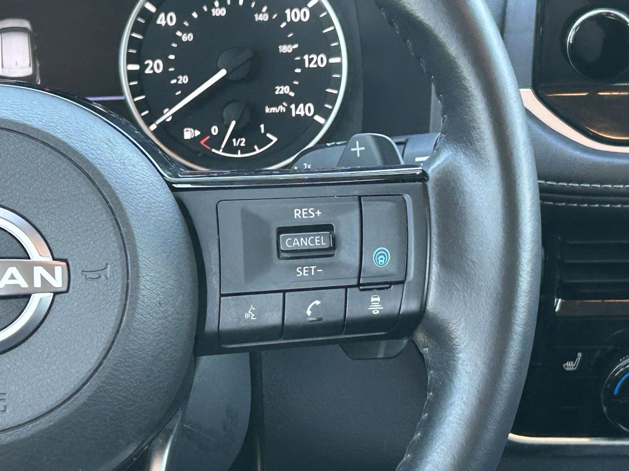 Certified 2022 Nissan Rogue SL w/ SL Premium Package image 24