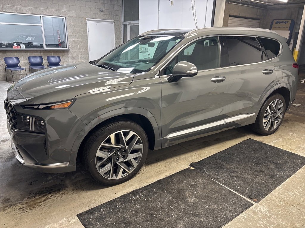 Used 2023 Hyundai Santa Fe Calligraphy image 2
