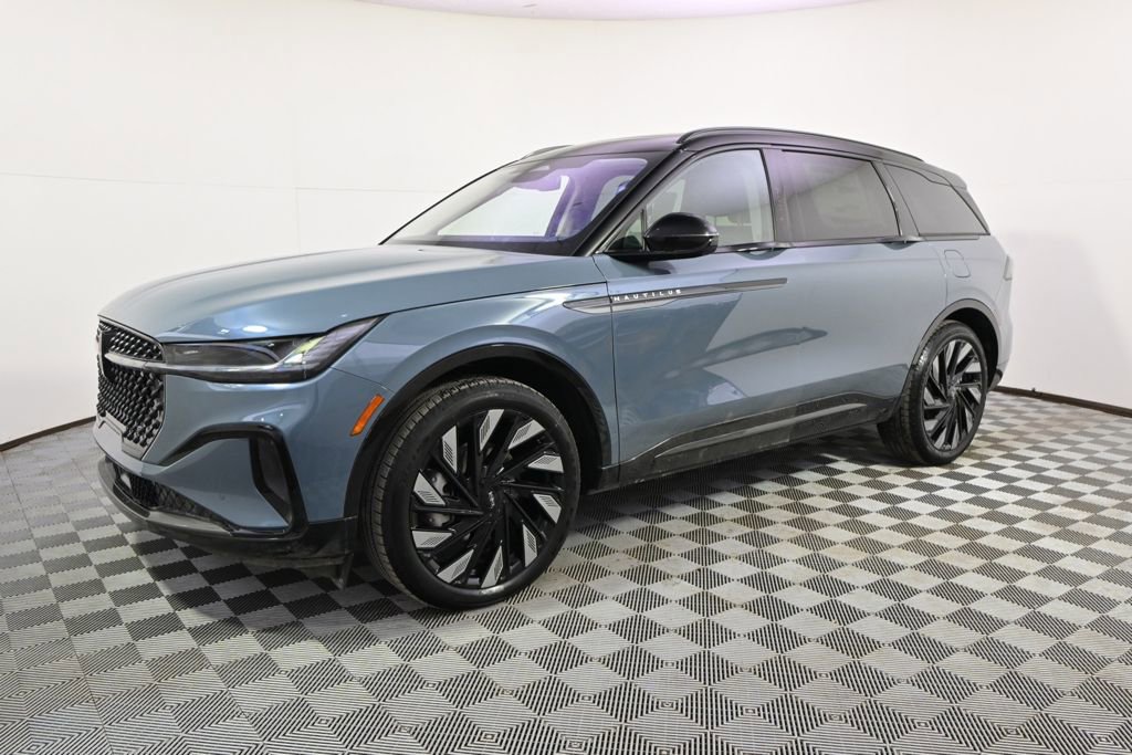 New 2026 Lincoln Nautilus Reserve w/ Jet Appearance Package image 2