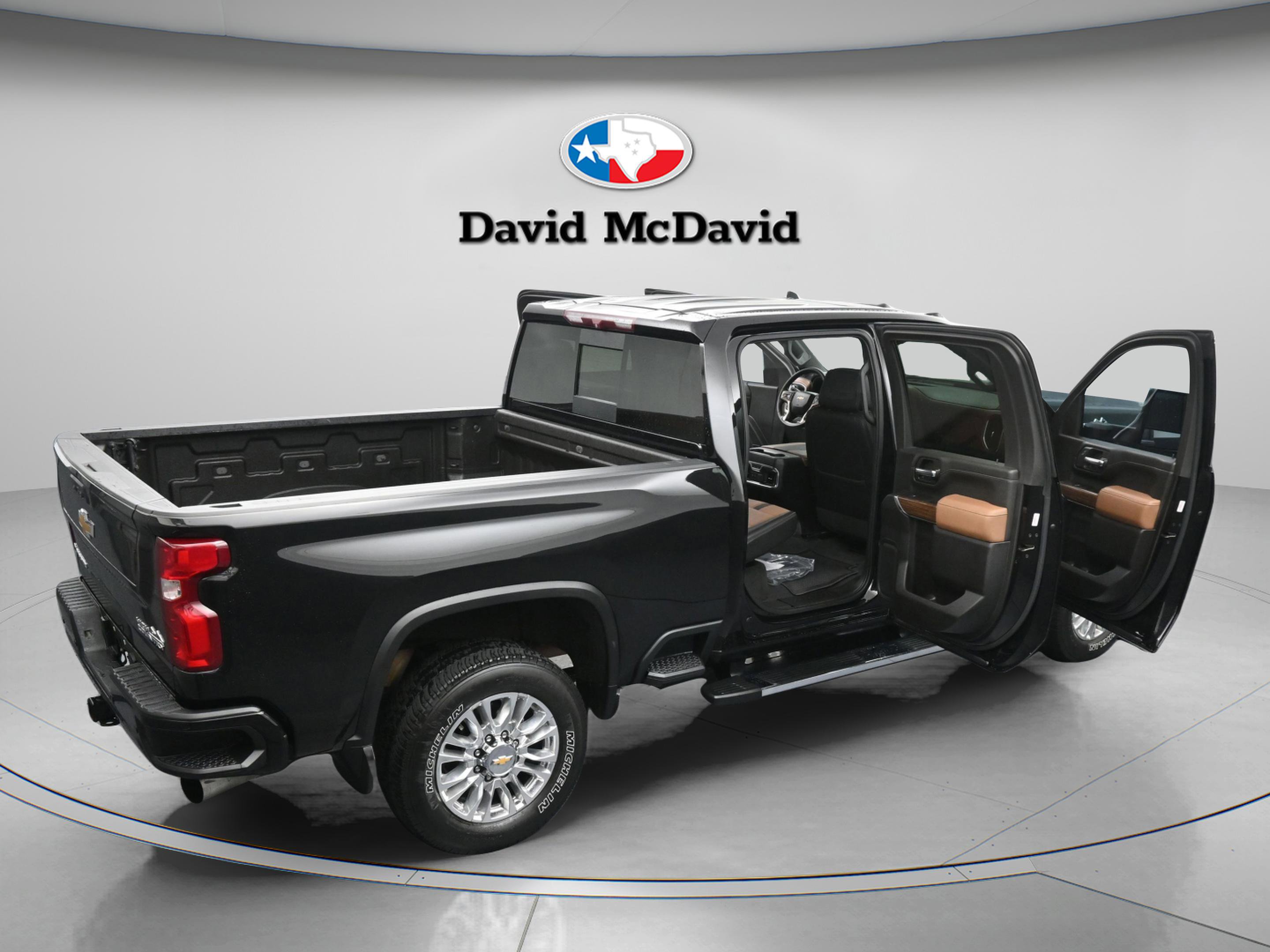 Used 2023 Chevrolet Silverado 2500 High Country w/ Safety Package II AWD/4WD image 51