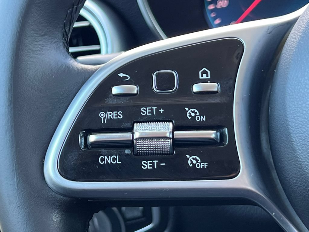 Used 2022 Mercedes-Benz GLC 300 4MATIC w/ Premium Package Lite image 19