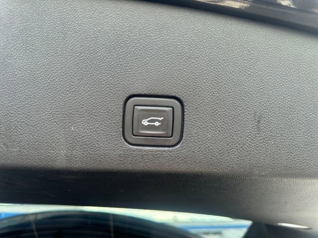 Used 2024 Cadillac XT6 Sport w/ LPO, Floor Liner Package image 16